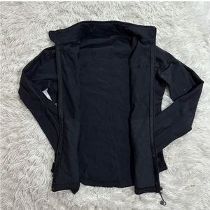 Lululemon Women’s Athletic Jacket Size 6 Black